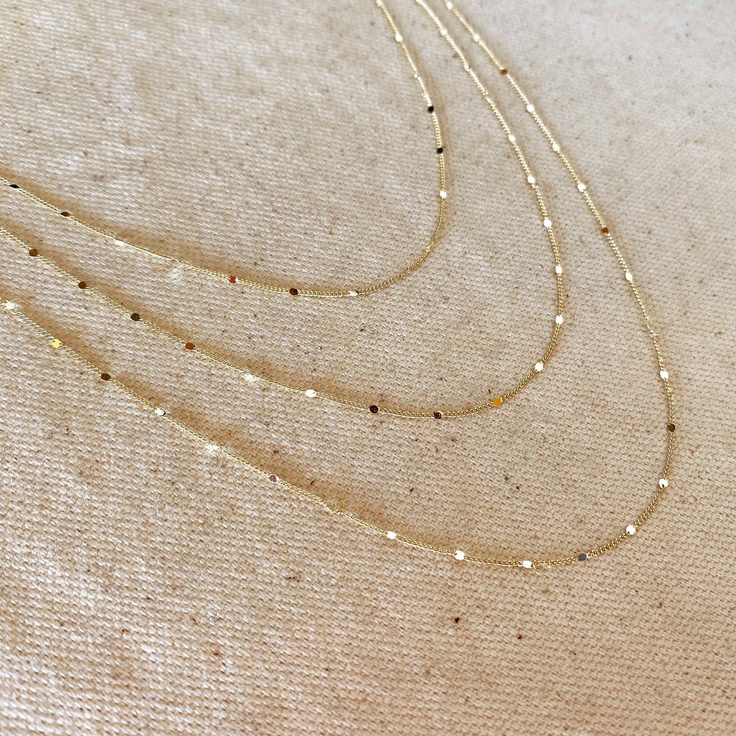 Gold Curb Chain With flat dots 20 inches 18k