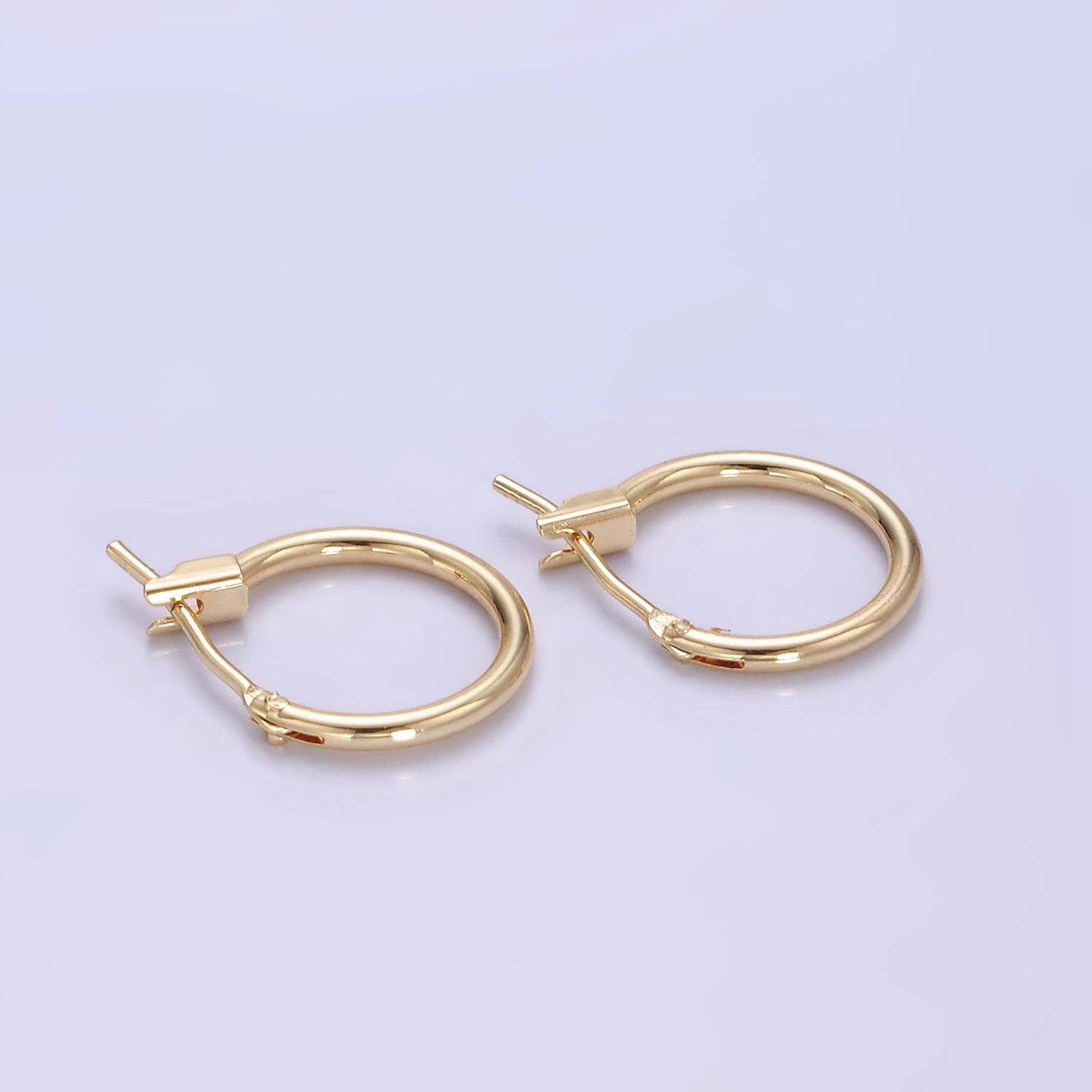 Gold Minimalist Hoop Earring